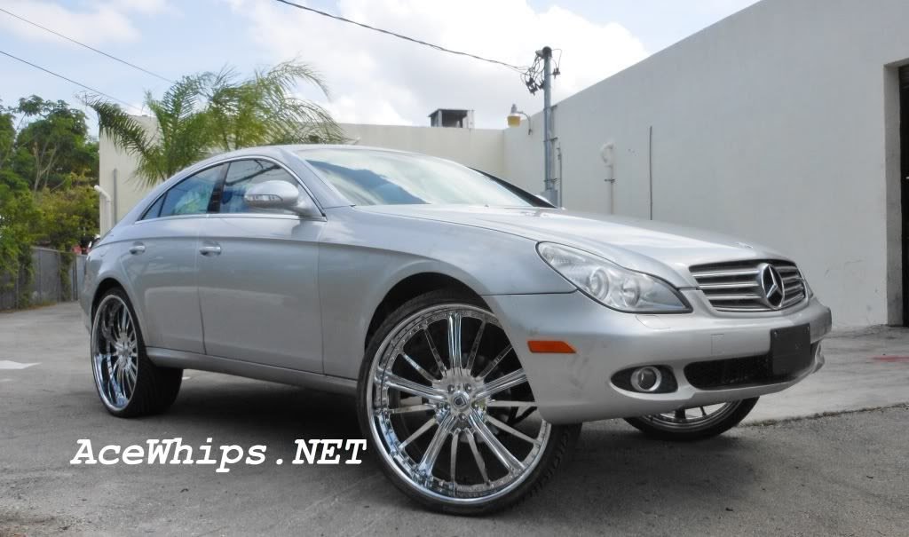 FIRST In the WORLD- Mercedes-Benz CLS550 on 26